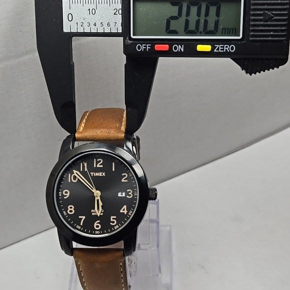 Mens Timex Highland Street 39mm Black Date Watch Indiglo Tan Leather New Battery - Picture 5 of 12